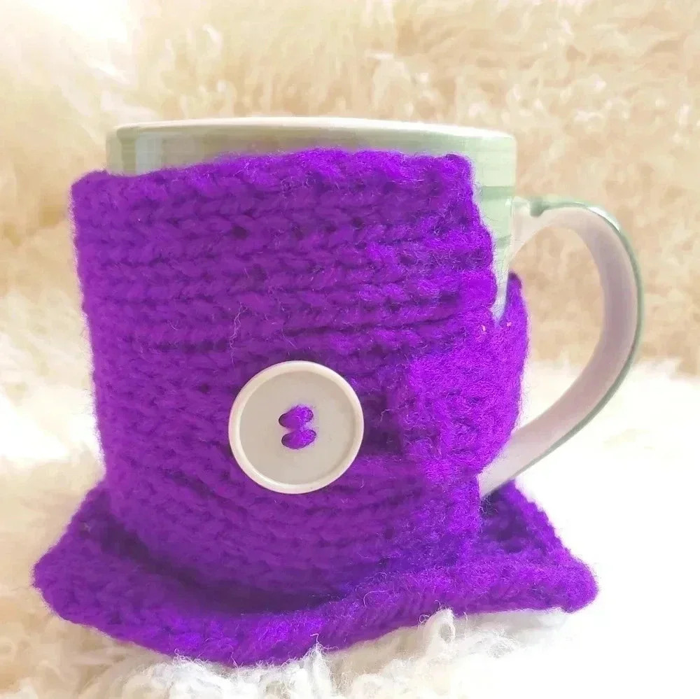 Hand knit mug warmer and mug rug​